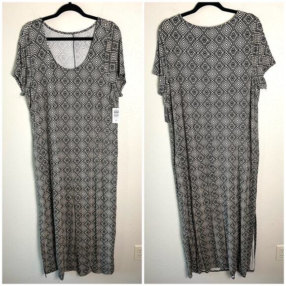 Torrid Ditsy Tribal Print Maxi Super Soft Slit Dress 2X NWT 40360865 Maxi Dress - Picture 2 of 15